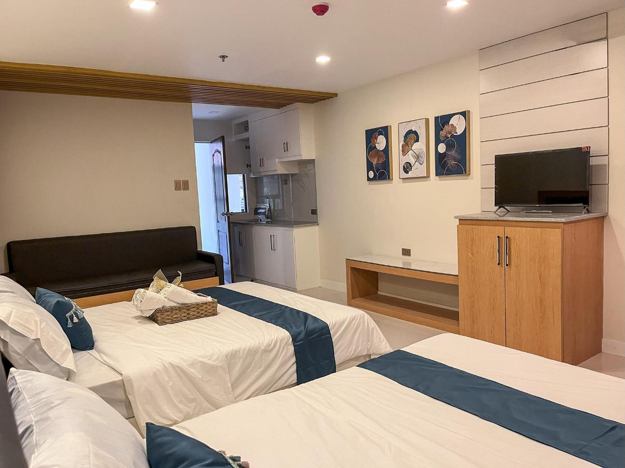 אילוילו 717 Residences מראה חיצוני תמונה