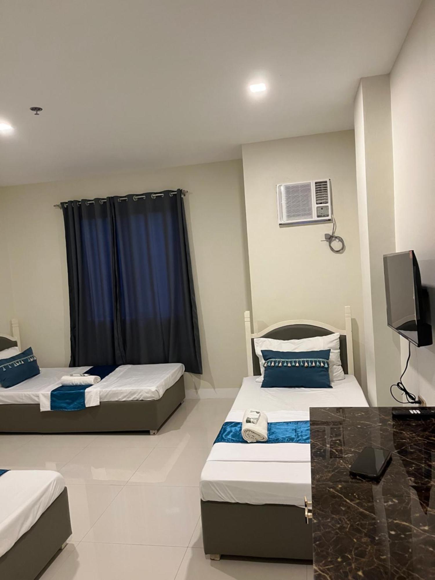 אילוילו 717 Residences מראה חיצוני תמונה